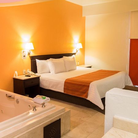 Hg Hotel Сапопан Экстерьер фото