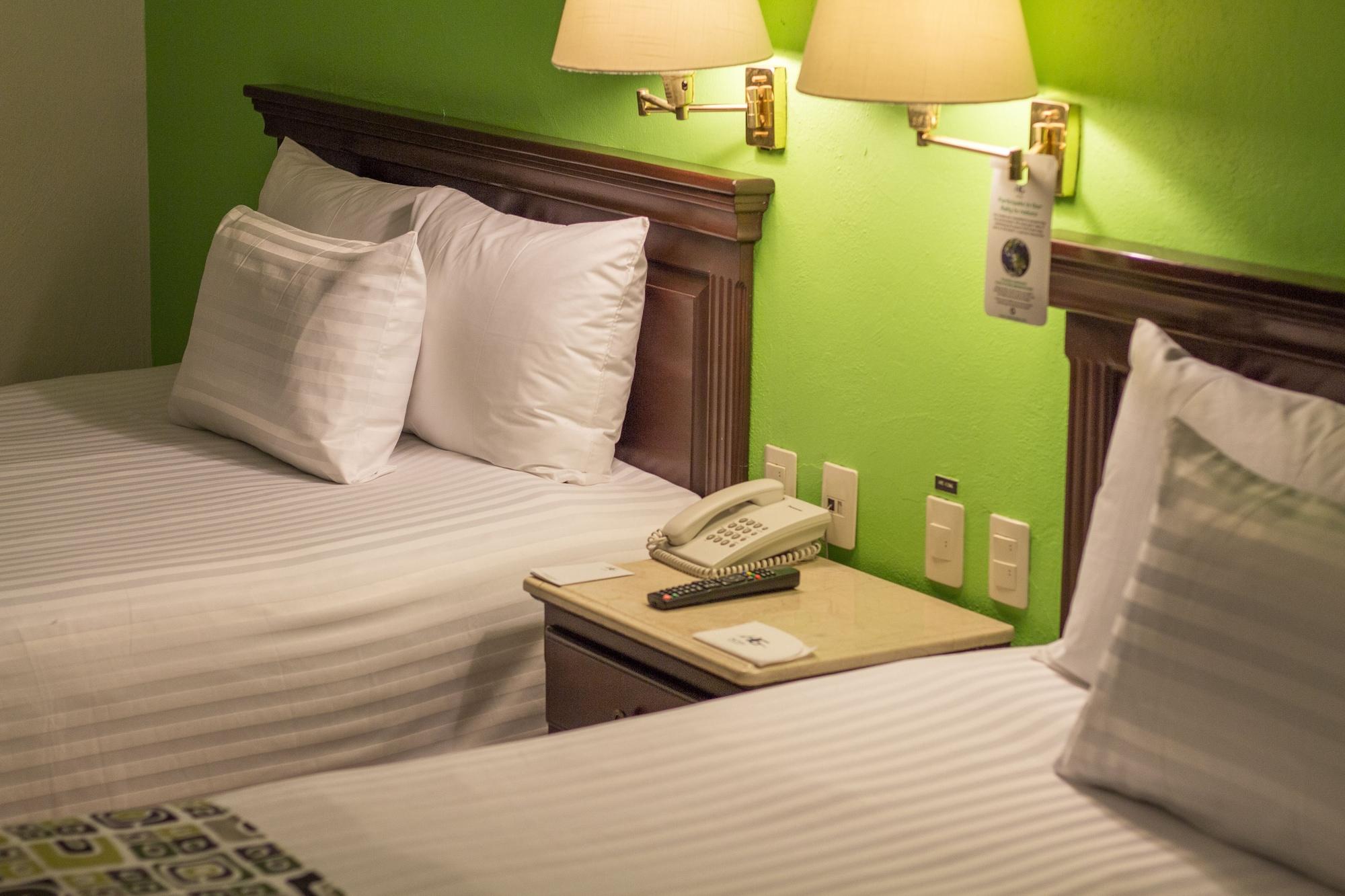 Hg Hotel Сапопан Экстерьер фото